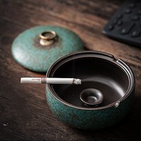 Creative covered ashtray, retro personalized ceramic ashtray, home living room office windproof extinguishing ashtray