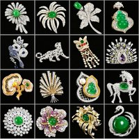 Sparkling Light Luxury Micro inlaid Zircon Flower Brooches for Women Elegant Exquisite Animal Accessory Broche Pin Holiday Gift