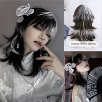 16Inch Black and White Color Synthetic Wigs With Bang Medium Natural Wavy Hair Wig For Women Daily Use Cosplay Heat Resistant