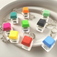 1PC LED Keyboard Keychain with Mechanical Button Fidget Switch Caps Stress Relief Finger Toy Car Key Ring Gift for Adults