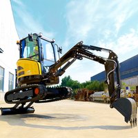 China LANDWARD High-end series 2.5 Ton Mini Excavator Crawler Excavators 1.8 Ton Hydraulic Small Digger Customized Kubota Engine