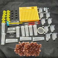1set Bee Queen Rearing King New Plastic Brown/Green Color Cells Cages Room Cups Cell Cage Cup Bees Tools Beekeepers Kit