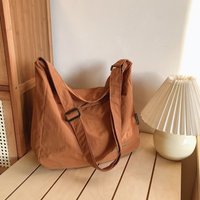New Canvas Shoulder Bag Large Capacity Zipper Closure Crossbody Bag Lightweight Japanese Style Messenger Bag Student Use