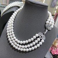 Women 8M Three-Layer Butterfly Round Pearl Necklace Fashionable Ladies' Choker Suitable As Gifts for Fashion Shows and Parties