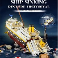 In stock Sunken Titanic Ship brick building block with lamp Aault Assembly Model Desktop ornament puzzle DIY toy birthday gift