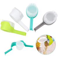 LMETJMA 4Pcs Food Bag Sealing Clip with Pour Spout Kitchen Food Storage Sealing Clips Great Chip Bag Clips with Cap JT394
