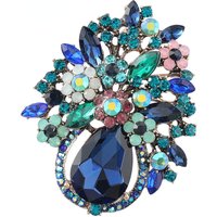 Luxury Women Men Full Crystal Exquisite Badges Brooch Pin Fashion Trendy Flower Jewelry Party Banquet Buckle Pins
