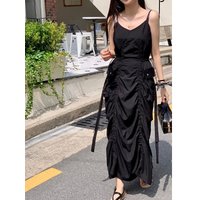 Elegant Summer V-neck Pleated Design Slimming Waist Large Pocket Strap Dress Women's Fashion French Style City Commute Dress