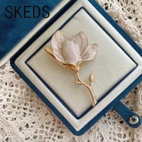 SKEDS Autumn and Winter New Arrival Elegant White Magnolia Brooch Vintage Court-Style Exaggerated Flower Pin Accessory for Women
