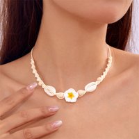 2025 Bohemia Shell Flower Choker Necklace for Women Summer Polymer Clay Conch Multi Color Braided Rope Vacation Jewelry Gift