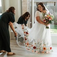 Colorful Plus Size A-line Wedding Dresses Short Sleeves Sweetheart Tulle Bridal Gown Floral Embroidered Lace vestido de novia