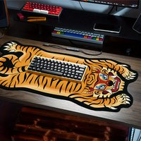 VIKAMA Fierce Tiger Mouse Pad: Creative Shaped Desk Mat Anti-Slip Mat Desktop Carpet Game Handle Desktop Gadget Mouse Pad