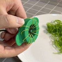 Mini Cutter Onion Flower Cutter Shredded Green Onion Shredder Slicer Graters Manual Vegetable Cutter Mini Kitchen Accessories
