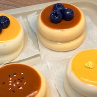 Shufulei Squeeze Toy Simulation Cake Relieving Toy Creative Blueberry Strawberry Slow Rebound Stress Relieving Artifact Gifts