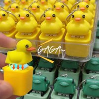 1/2pcs Quacky Duck Keyboard Fidget Toys Keychain Keyboard Toys Finger Button Clicker Sensory Toys Stress Relief Gifts Keyring