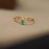 925 Sterling Silver Plating18K Gold Retro Green Water Droplet Zircon Ring for Women French Fashion Temperament Party Jewelry image 3