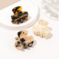 3Pcs Acetate Tortoiseshell Toned Leopard Hair Barrettes Mini Hair Pins for Women Bangs Hair Claw Clips Fashion Hair Accessories