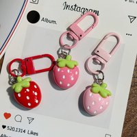 2026 Trend Cute Resin Strawberry Keychain Kawaii Mini Fruit Key Ring Bag Pendant Charm For Women Girls Daily Accessories Gift