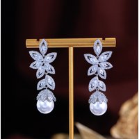 CWWcontre-indiqué-Boucles d'oreilles en forme de cuir chevelu à longue grappe, bijoux de mariage, pendants plaqués argent, boucles d'oreilles en perles rondes, forme cubique brillante, CZ548