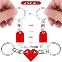 1pcs Red Love Heart Building Block Keychains ForCouples Friendship Women Men Girl Boy Love Heart Brick KeyRing Birthday Gift
