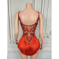 The star sings with the same blue tassel, bright white andwild dance music festival costume