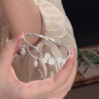 Creative Plum Blossom Cuff Bangles for Women Fashion Exquisite Silver Color Floral Open Bracelet Wristband Wedding Jewelry