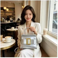 Luxury High-End Unique Vintage Leather Crossbody Bag Women Solid Color Fashionable Design Large Capacity