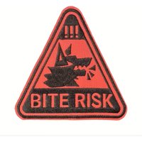 1PC Bite Risk Embroidered Patch Iron On Warning Humorous Letter Statement Badge DIY Gift For Clothes Cap Bag Jacket Trucker Hat