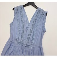 French Romantic Design Ladies' Dress Embroidered Lace Slant Collar Stylish Style Slim and Casual Sleeveless Tank Top Long Dress
