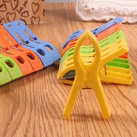 8ps/set Hanger Clips Large Plastic Windproof Beach Towel Clothes Pins Spring Clamp Clothespin Powerful Hot New Cheap