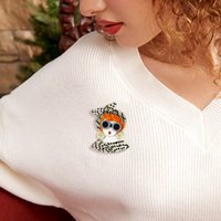 Elegant Acrylic Lady Brooches for Unisex Women Character Pin Figure Lapel Pins Event Party Gifts Jewelry Decoration Accessories