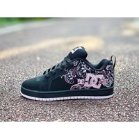 New Fashionable Skateboard Shoes High Aesthetic Value Casual Leather Autumn Winter Korean Style Women's Men's Flat Board Shoes image 2
