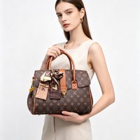 Luxury Brand Classic Elegant Shoulder Bag By Women - Famous Designer Leather Handbag For Stylish Use