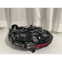 Movie Themed Black Spaceship VehicleModel Desktop Home Ornament, Perfect Holiday & Birthday Gift for Sci-Fi Fans and Collectors