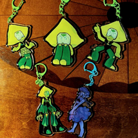 Steven Universe Acrylic KeychainUsed for celebrating birthdays or giving gifts to decorate bags and car keys