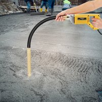 800W Elektrischer Betonrüttler mit 1m Schaft, tragbarer Zementvibrator, Reinkupfermotor, 4500 U/min für Tunnel, Brücken, Straßen