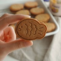 Cute Graffiti Abstract Cartoon Bear Cookie Cutter 3D DIY Cat Fish Dog Biscuit Cookie Mold Baking Tool Fondant Cake Stamp Mold