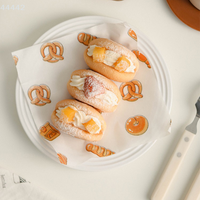 100PCS 18cm Cake Cushion Paper Oil Resistant Paper Silicone Oil Resistant Paper Hamburger Bread Paper Food Oil Paper