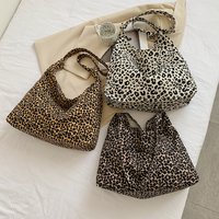 Japanese And Korean Ins Modern Small Leopard Print Messenger Bag Single Shoulder Canvas Bag for Female Women