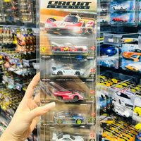 Genuine Hot Wheels Car Culture Circuit Legend Serise Die Cast Alloy Car Model Toy Ferrari Ford Mustang Collection Surprise Gifts
