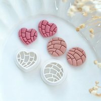 2Pcs Valentine's Day Heart & Round Molds Polymer Clay Cutters Brick Pattern Molds for DIY Earrings Jewelry & Crafts