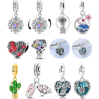 Silver-Plated Flower Bouquet Charm in a Ring Frame Beads Fit Original Bracelets Bag Keychain Pendant Diy Women Jewelry Gift