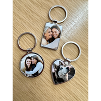 Custom photo keychain: a personalised keepsake gift, suitable for birthdays, anniversaries and everyday memories