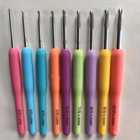 9pcs rainbow crochet hook set, smooth and durable alumina needle body, comfortable grip of 2-6 millimeters
