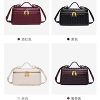Fashion hand-woven box bag, hand bag, versatile single shoulder women's commuter small square bag