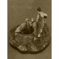 Resin Figure 1/35 ANCIENT CREW INCLUDE 2 MAN WITH BASE Model Unassambled Unpainted Figure Building Kit