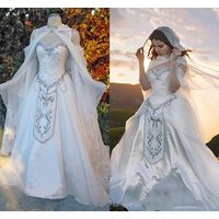 Medieval Wedding Dresses Elven Cape cloak Hood Fairy Long Sleeves embroidery Renaissance Fantasy Victorian Bride Gown customsize