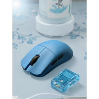 ATK Blazing Sky F1 V2 Ultimate 8000Hz 38g Ultra Lightweight Wireless Gaming Mouse PAW3950 Ultra Dual-Mode 2.4G/Wired Ergonomic