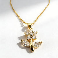 Exquisite Five-petal Flower Pendant Necklace Copper Shiny Zircon Elegant Clavicle Chain Women Daily Fashion Jewelry Gift