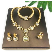 Hot selling Fashion Jewelry Sets Dubai Gold Color Jewelry Luxury Design 18K Gold Plated Necklace Earrings Bracelet Ring